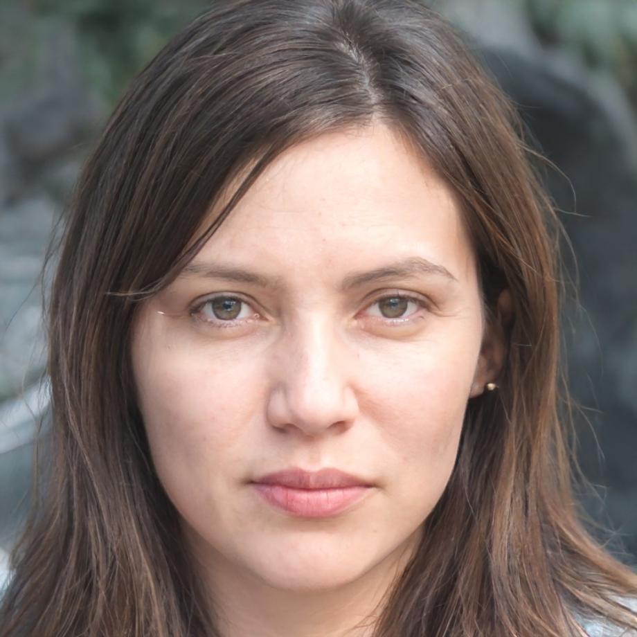 Instructora de video guiando a estudiantes